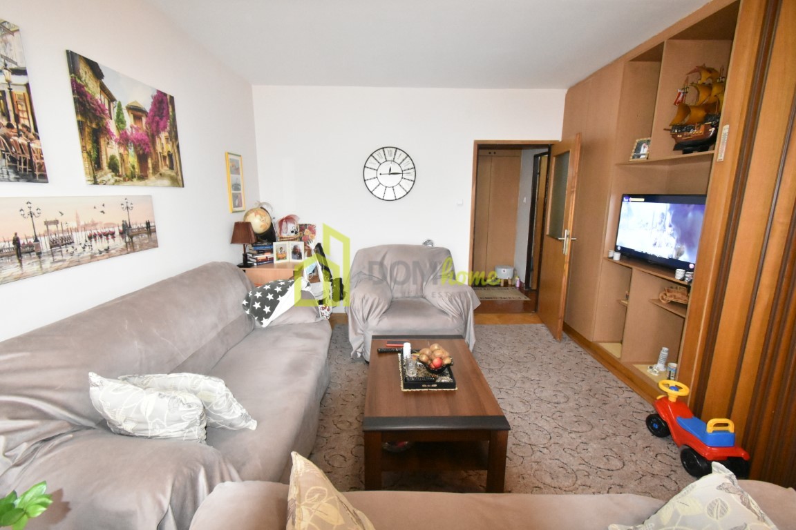 Dvosoban stan 79m2, Zabjelo